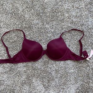 Victoria’s Secret Underwire Bra